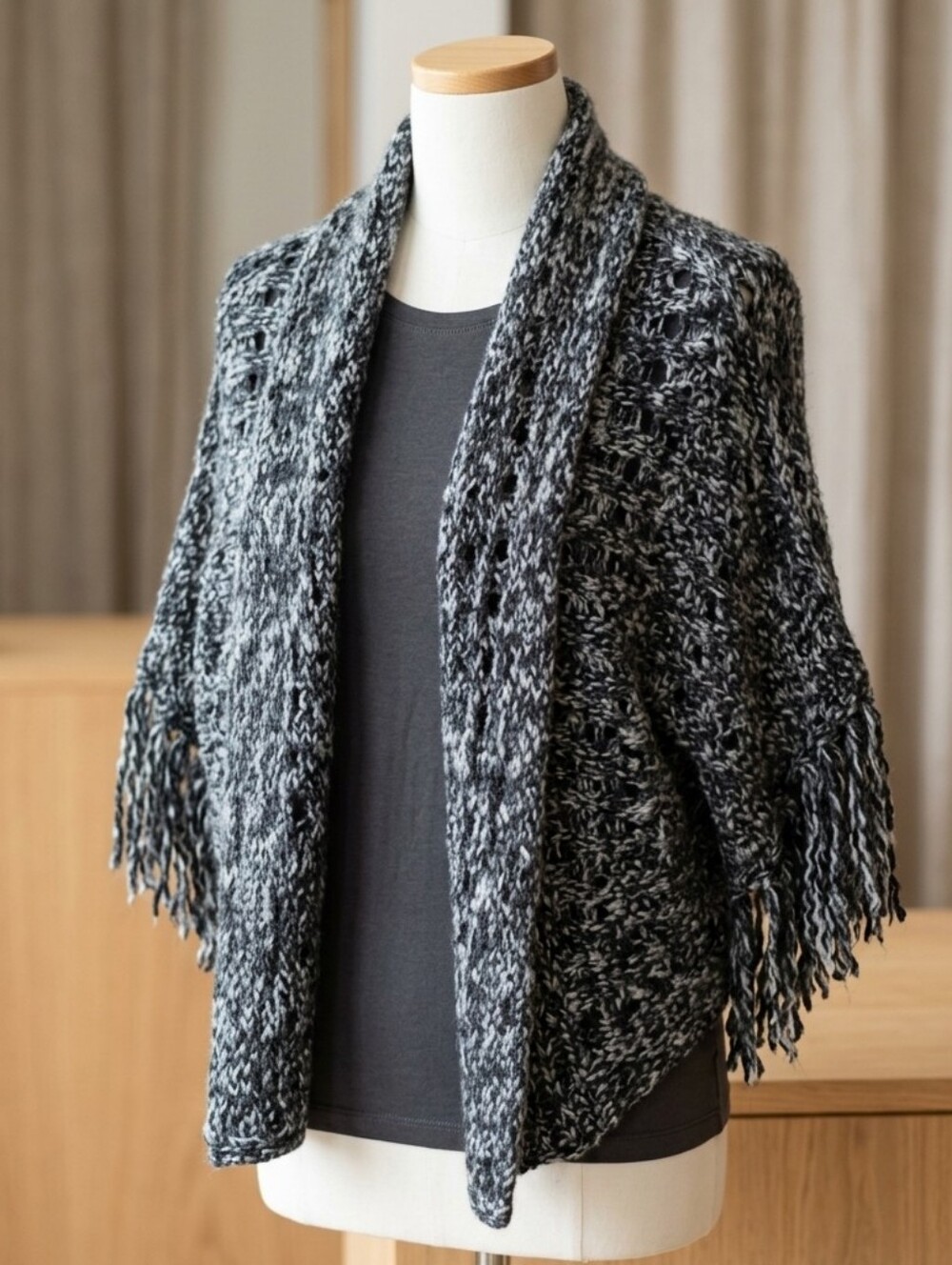Abercrombie & Fitch Fringe Shrug Sweater Cover Top Shawl Poncho Shirt Cardigan